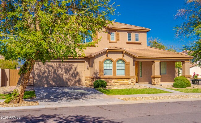 13580 W Gelding Dr Surprise, AZ 85379