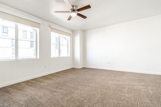 215 E McKinley St Phoenix, AZ 85004 photo 5