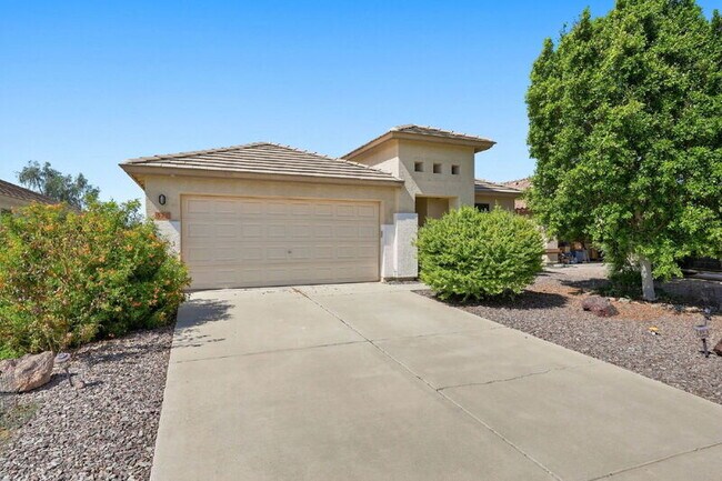 521 W Angus Rd San Tan Valley, AZ 85143 photo 2