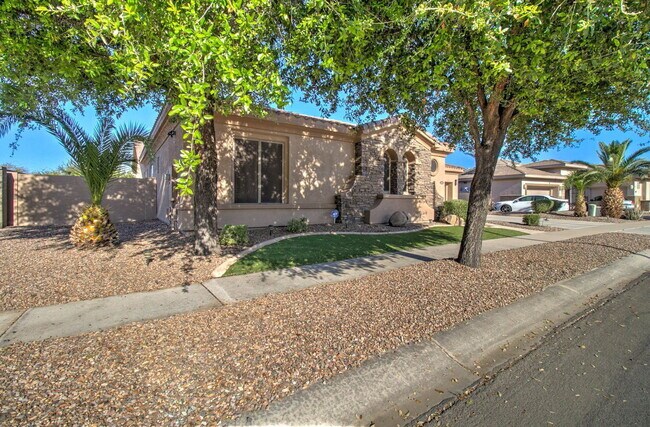 4588 S Ranger Trail Gilbert, AZ 85297 photo 2