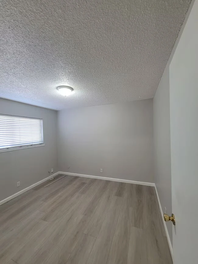 1108 W 5th St Antioch, CA 94509 photo 4