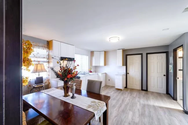 816-817 7th Ave Oakland, CA 94606 photo 2