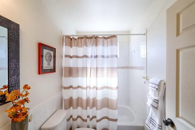 816-817 7th Ave Oakland, CA 94606 photo 5