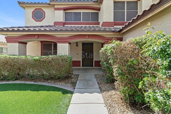 15559 W Crocus Dr Surprise, AZ 85379 photo 2