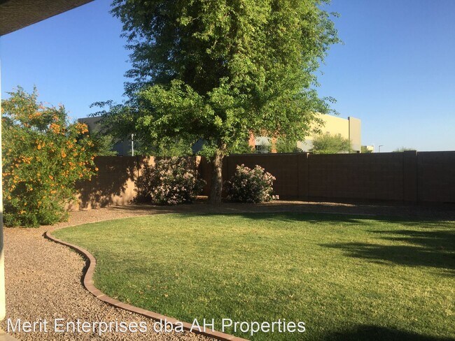 3416 E Kingbird Pl Chandler, AZ 85286 photo 4