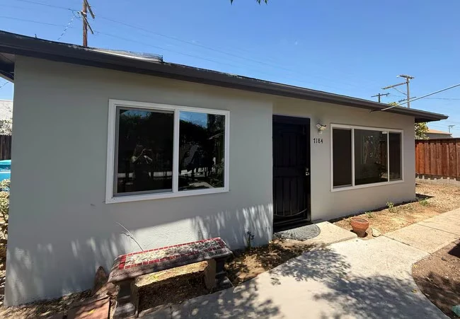 7184 Amherst St San Diego, CA 92115 photo 2