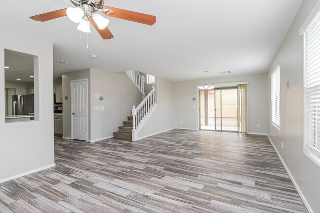 3348 E Franklin Ave Gilbert, AZ 85295 photo 5