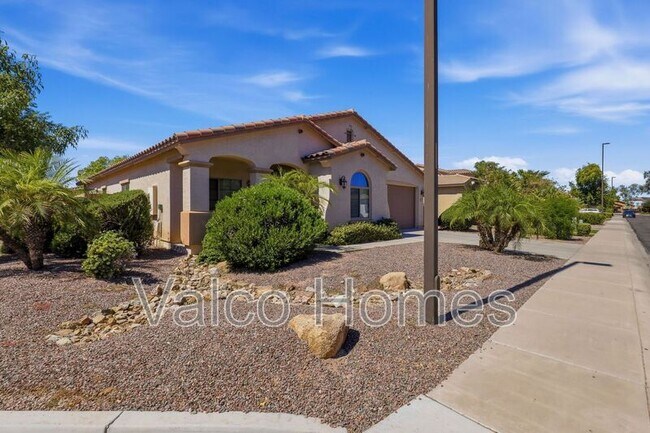 2717 E Ficus Way Gilbert, AZ 85298 photo 3