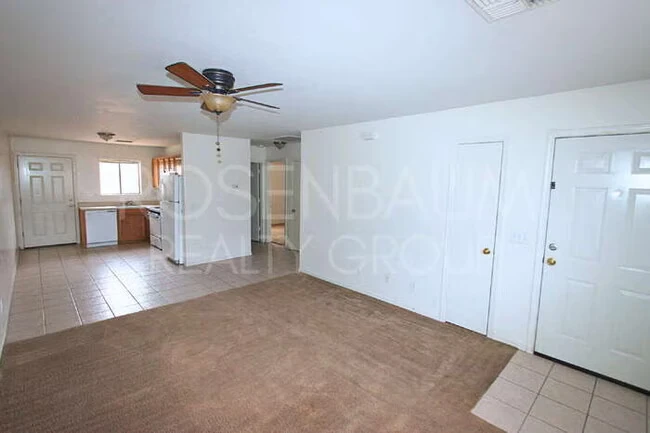 15588 S Yava Rd Arizona City, AZ 85123 photo 2