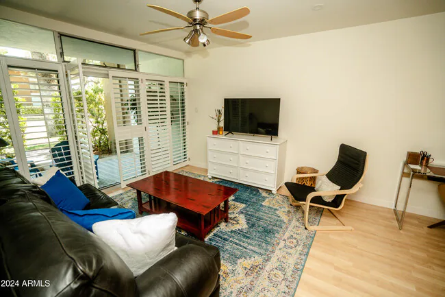 6125 E Indian School Rd Scottsdale, AZ 85251 photo 5