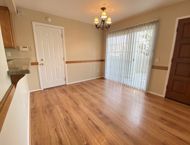 8705 Crossway Ct Santee, CA 92071 photo 5