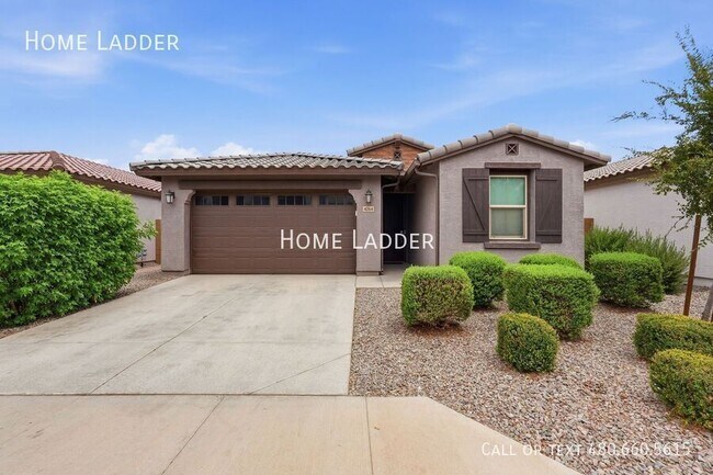4064 E Catclaw St photo 2