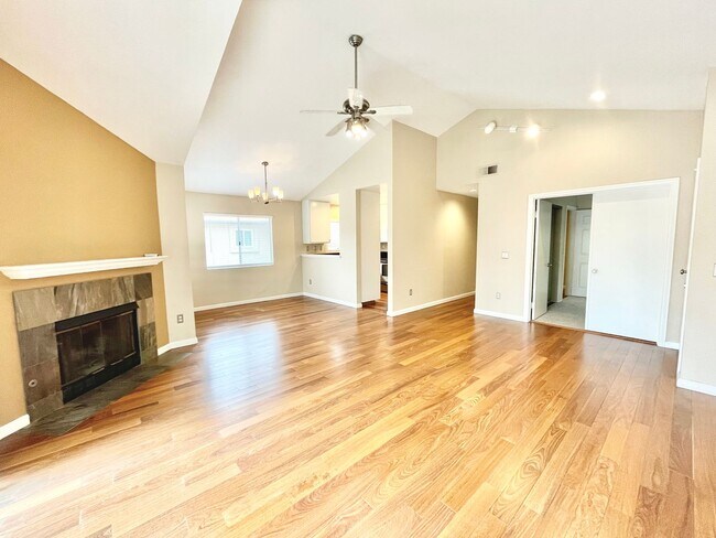 11329 Avenida De Los Lobos San Diego, CA 92127 photo 5