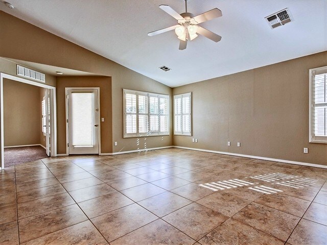 15866 W Tara Ln Surprise, AZ 85374 photo 5
