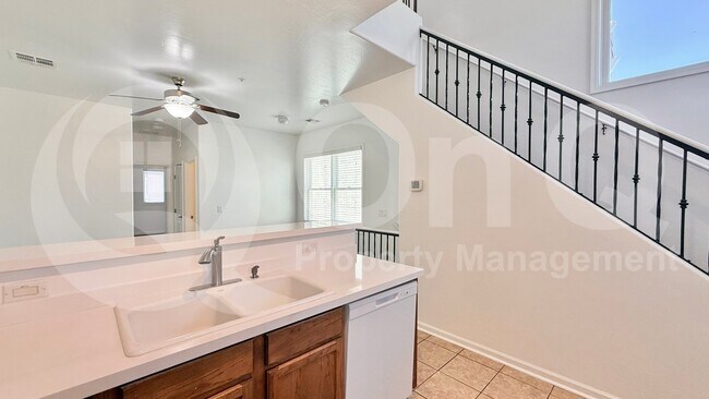 1336 S Sabino Dr Gilbert, AZ 85296 photo 5