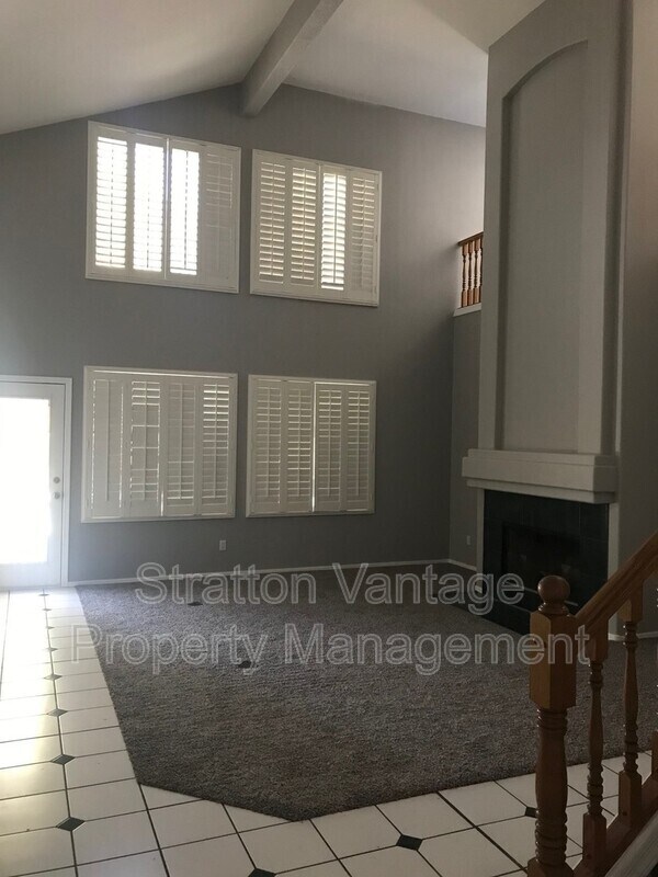 4740 E Desert Ln Gilbert, AZ 85234 photo 5
