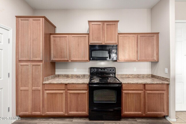 14575 W Mountain View Blvd Surprise, AZ 85374 photo 3