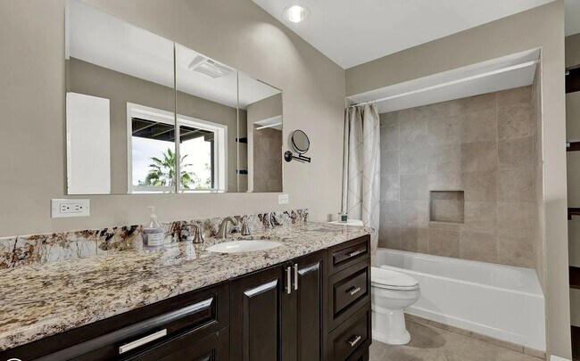 4852 Lila Dr San Diego, CA 92115 photo 5
