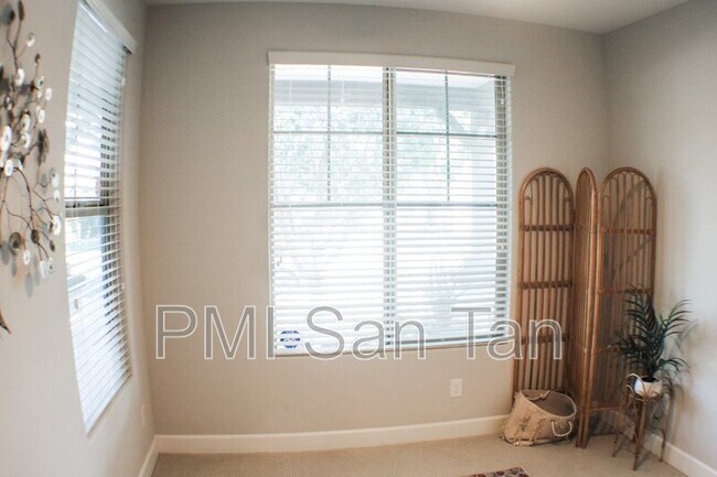4350 E Mesquite St Gilbert, AZ 85296 photo 2