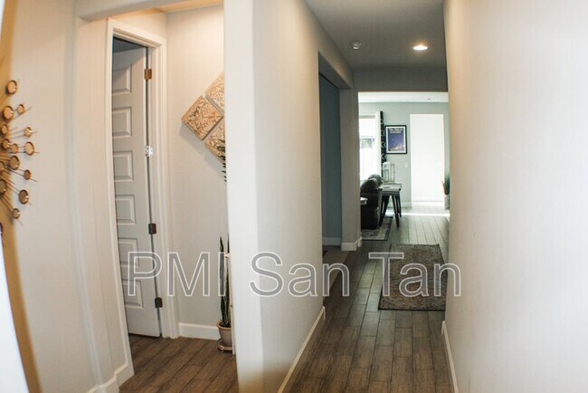 4350 E Mesquite St Gilbert, AZ 85296 photo 3