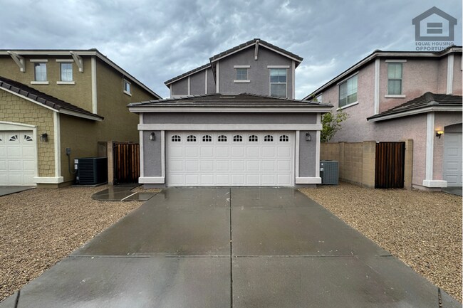 3721 E Kerry Ln photo 5