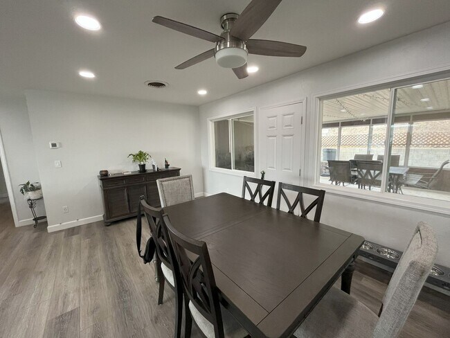 9524 Abbeywood Rd Santee, CA 92071 photo 5