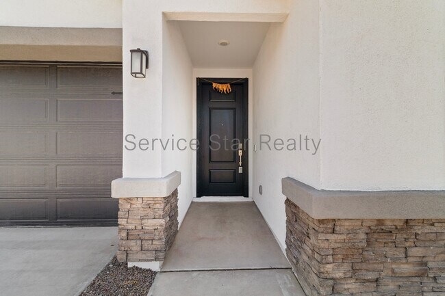 6741 W Andrea Dr Peoria, AZ 85383 photo 3