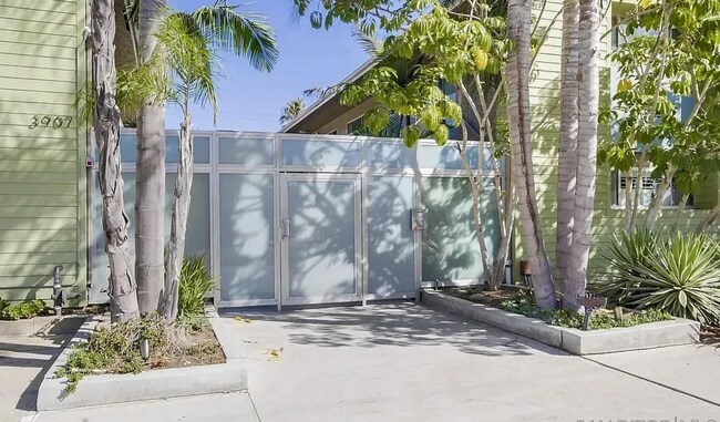 3907 Georgia St San Diego, CA 92103