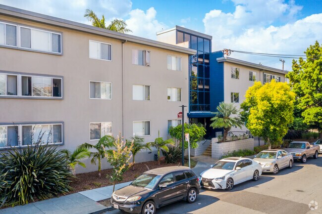 The Chase Apartment Homes photo 2