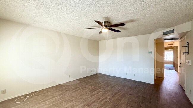 520 S Greenfield Rd Mesa, AZ 85206 photo 5