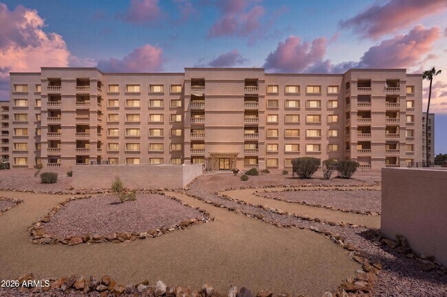 7920 E Camelback Rd Scottsdale, AZ 85251 photo 2