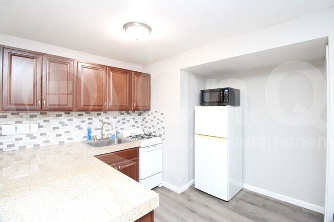 825 N 2nd Ave Phoenix, AZ 85003 photo 3