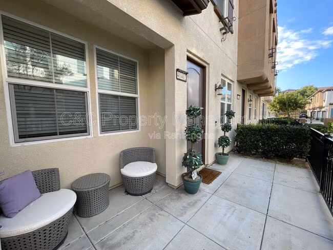 40402 Calle Real Murrieta, CA 92563 photo 3