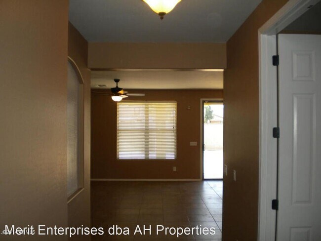 4190 N 154th Dr Goodyear, AZ 85395 photo 5