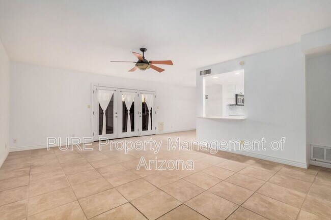 1016 E Pueblo Dr Phoenix, AZ 85020 photo 2