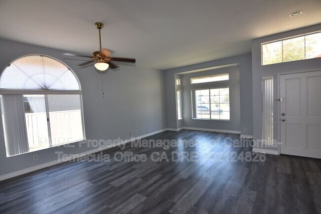 40226 Tanager Cir Temecula, CA 92591 photo 4