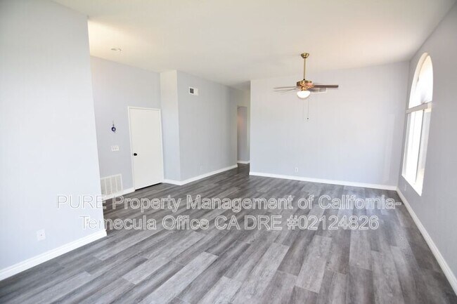 40226 Tanager Cir Temecula, CA 92591 photo 5
