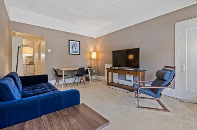451 Channing Ave Palo Alto, CA 94301 photo 2