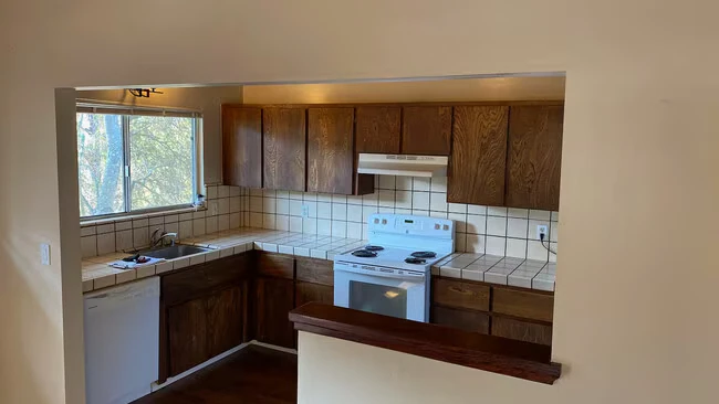 769 Pedro Ave Ben Lomond, CA 95005 photo 2