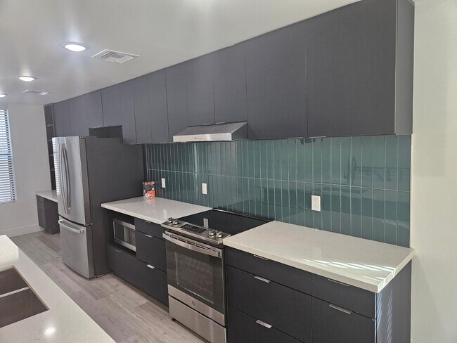 309 S Roosevelt St Tempe, AZ 85281 photo 3