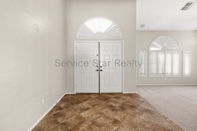 1544 E Coconino Dr Chandler, AZ 85249 photo 4