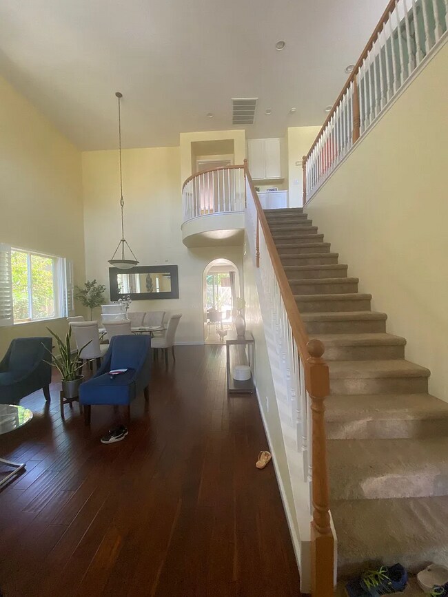 992 Yosemite Dr Chula Vista, CA 91914 photo 3