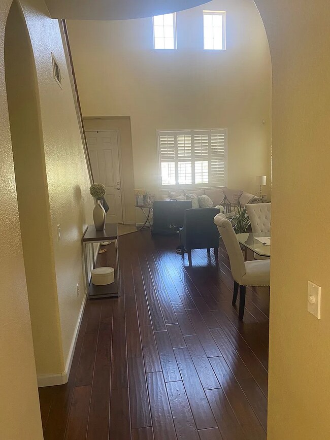 992 Yosemite Dr Chula Vista, CA 91914 photo 4