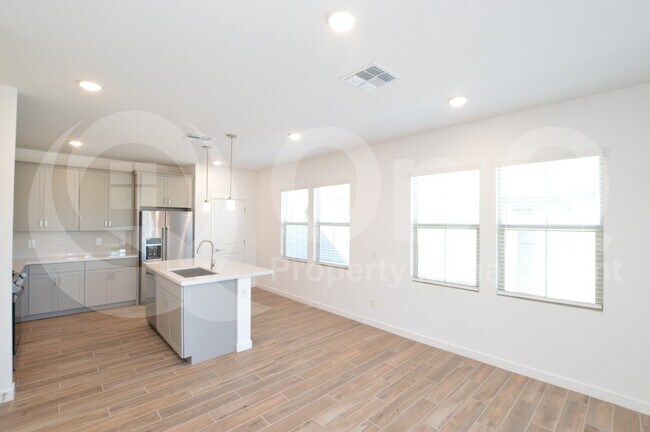 9244 E Sphere Ave Mesa, AZ 85212 photo 4