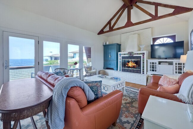 5051 Shore Dr Carlsbad, CA 92008 photo 2