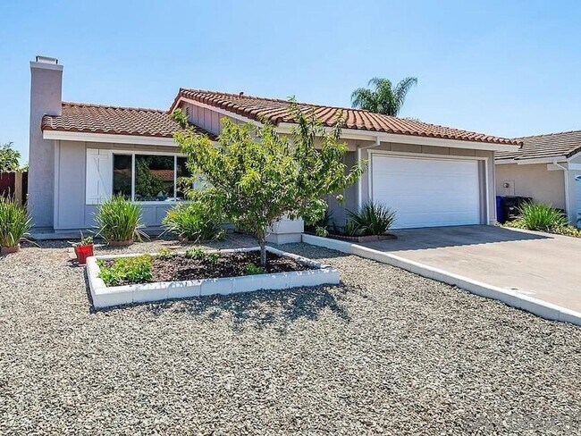 10339 Darden Rd San Diego, CA 92126