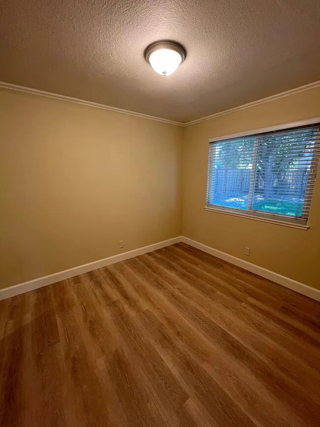 1522 Rhododendron Dr Livermore, CA 94551 photo 4