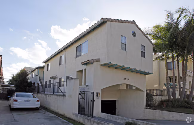 3635 3rd Ave San Diego, CA 92103 photo 2