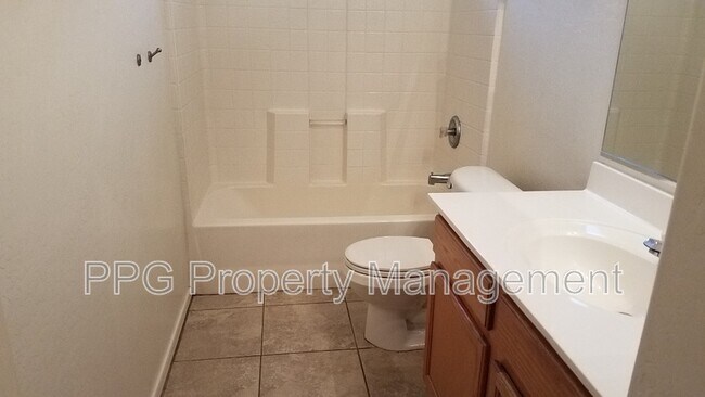 12610 W Scotts Dr El Mirage, AZ 85335 photo 2
