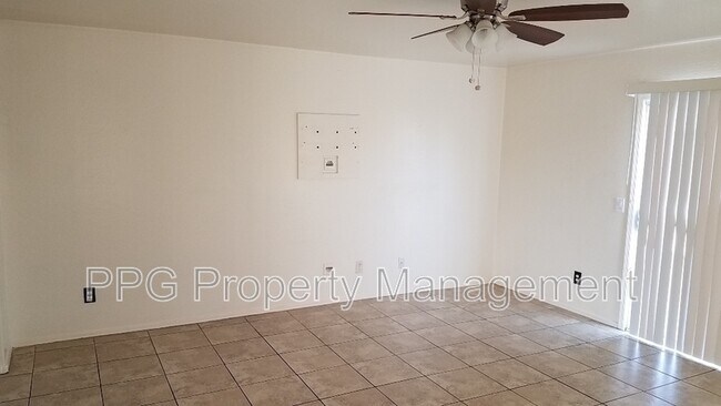 12610 W Scotts Dr El Mirage, AZ 85335 photo 4